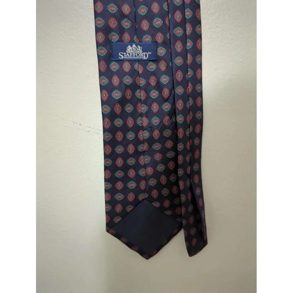 Stafford Mens‎ Navy Blue Red Teal Geometric Medallion Silk Blend Necktie Tie